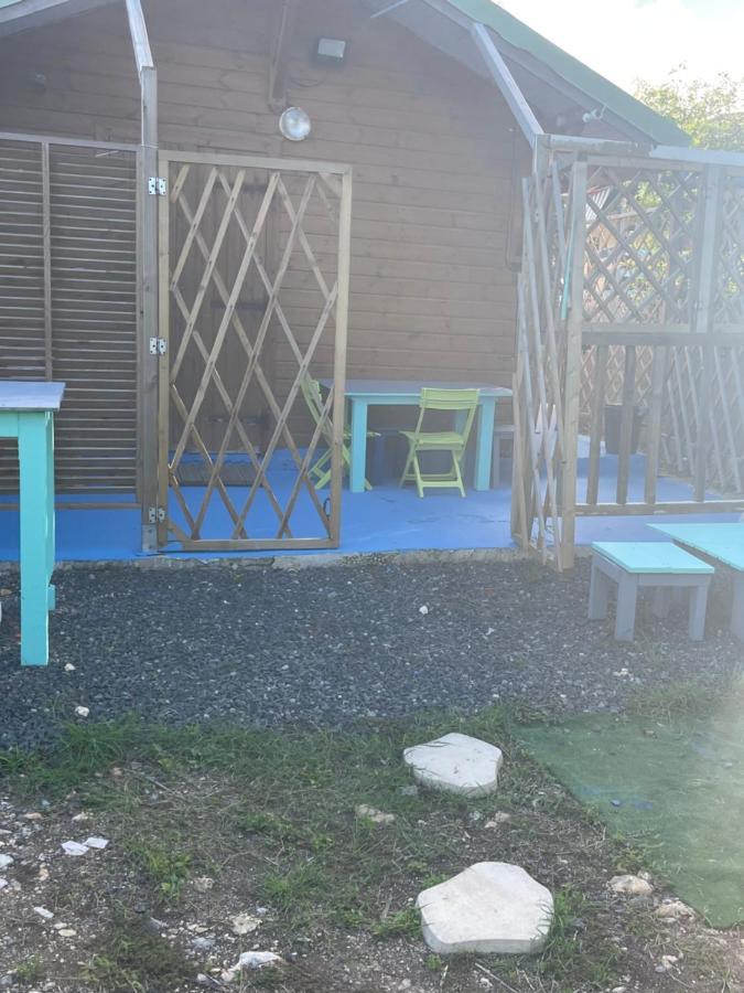 2 Bungalows Au Bord De La Plage De Montal A Moule Loues Individuellement Ou Ensemble Le Moule Exterior foto