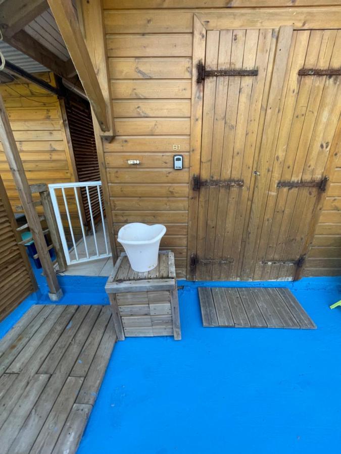 2 Bungalows Au Bord De La Plage De Montal A Moule Loues Individuellement Ou Ensemble Le Moule Exterior foto
